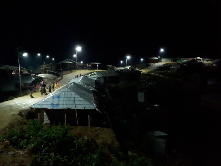 streetlights in refugee settings photo 1
